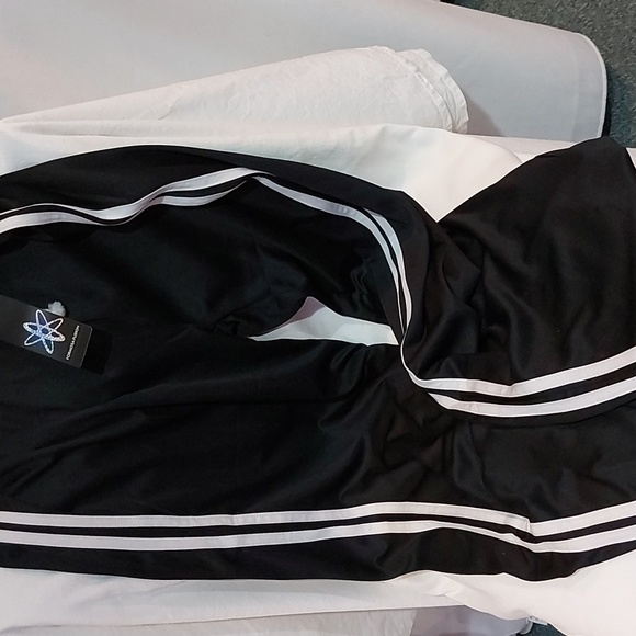 Ladie's active wear XL pants - Picture 4 of 5